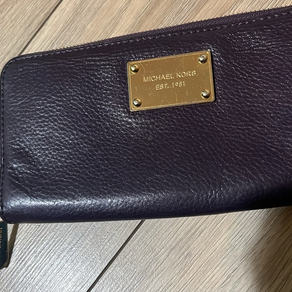 Michael Kors leather wallet - Picture 3 of 13